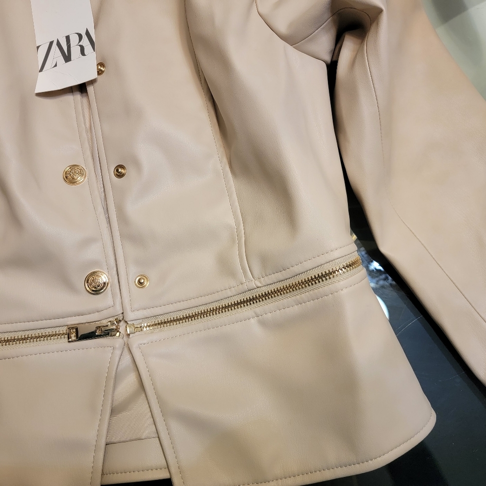 ZARA FAUX LEATHER JACKET SIZE Small